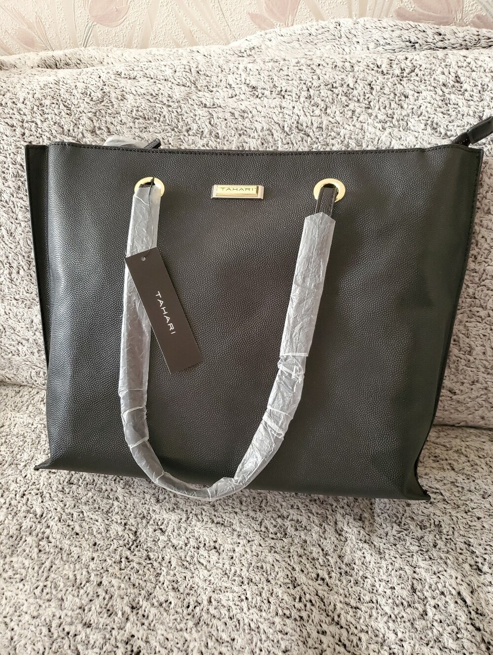 Tahari Black Leather Tote Bag with Gold Hardware - Picture 2 of 8